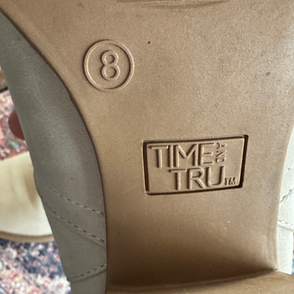 Time and Tru Women's Beige Heeled Boots - Picture 4 of 4